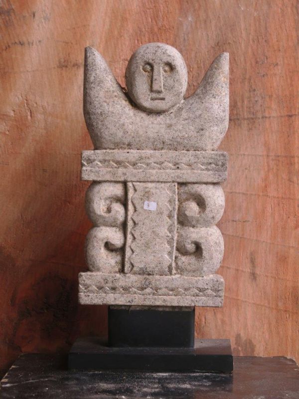 PRIMITIVE STONE FIGURE 35CM