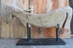 PRIMITVE STONE HORSE 80CM 